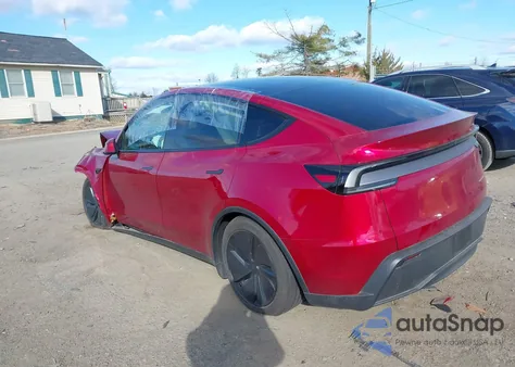 2026 Tesla Model Y Long Range Launch Series/Premium All-Wheel Drive z USA, uszkodzony, nr VIN 7SAYGDEE7TF359512